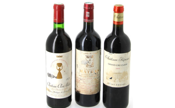 Lot de 3 bouteilles: - 1 B Ch CLERC MIL