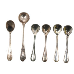 Petite cuillère à sel en argent, poinçon