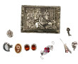 Coffret à bijoux contenant divers bijoux