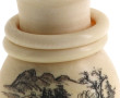 Chine Xxème - Tabatière à décor d'un pay