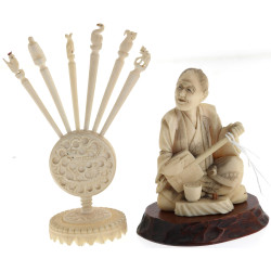 Chine Xxème - "Musicien", statuette avec