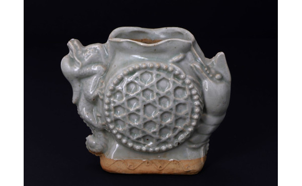 CHINE - Petit vase en céramique céladon,