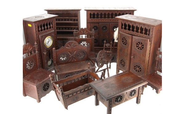 BRETAGNE - Collection de 12 meubles mini