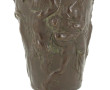 Petit vase en bronze à patine médaille à