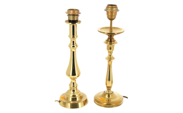 Deux pieds de lampe en laiton, H 30,5 et