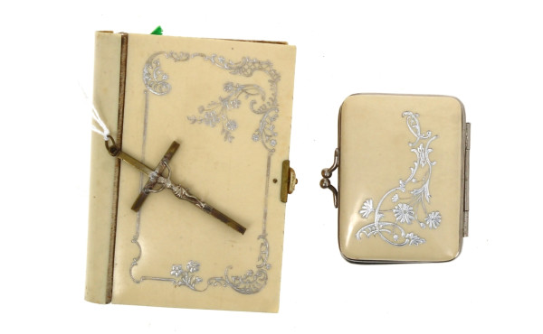 Missel et petit porte-monnaie assorti, p