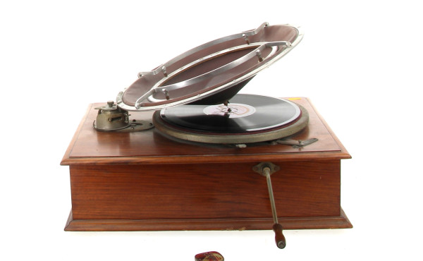 Gramophone Diffusor Pathé des années 20,