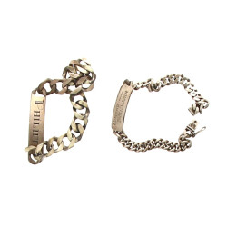 Deux gourmettes en argent, poids 93,90 g