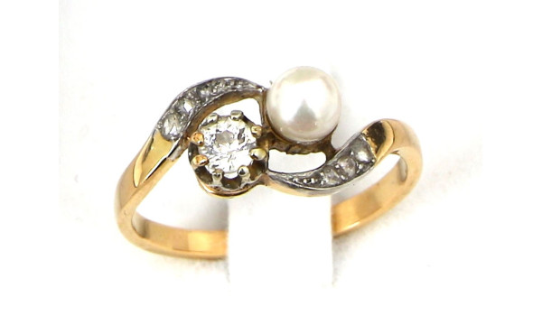 Bague ancienne style Toi et Moi, en or 1