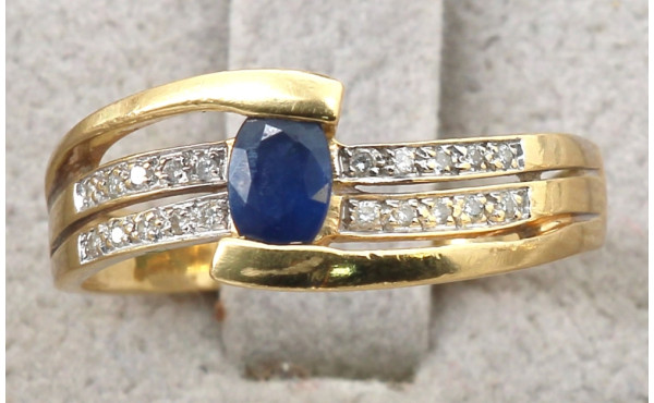 Bague en or jaune 18 cts, poinçon tête d