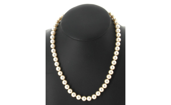 Collier en perles de Majorque, fermoir e