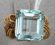 Bague en or 18 cts et aigue-marine, poid
