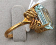 Bague en or 18 cts et aigue-marine, poid