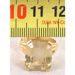 Bague en or 18 cts et citrine, poinçon t