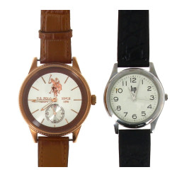 2 montres modernes à quartz (pile à chan