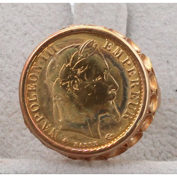 Bague en or avec pièce de 10 f or, montu