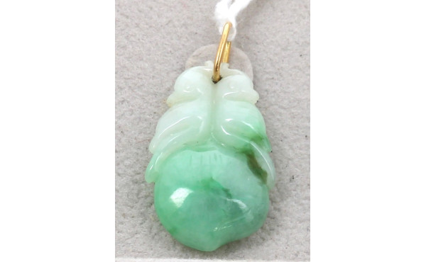 Pendentif en jade