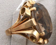 Bague en or jaune 14 cts sertie d'un qua