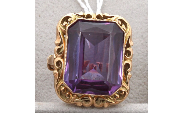 Belle bague ancienne en or jaune 14 cts 