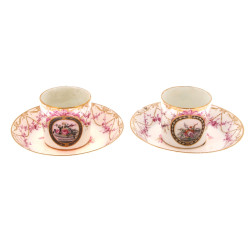 France, XVIIIème - Paire de tasses et so