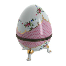 Grand coffret en porcelaine de forme ovo