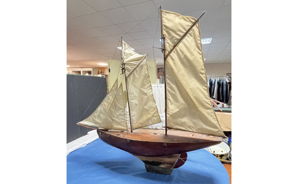 Maquette navigante vers 1940, en pichpin