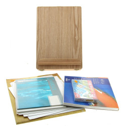 Coffret en bois formant chevalet de camp