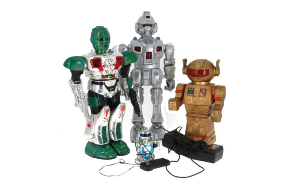 Lot de 4 robots des années 90: 3 grands 