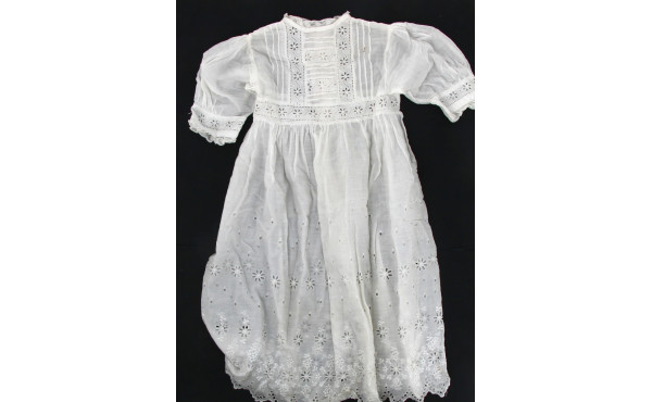 Lot de linge ancien dont chemise de femm