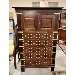 Meuble cabinet d'apothicaire en palissan