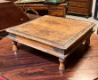 Table à thé indienne en bois et métal 56