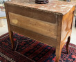 Petite commode de style Louis XV en bois