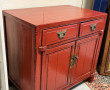 Petit meuble chinois en laque rouge ouvr