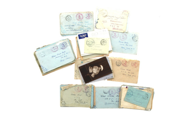 Lot d'enveloppes avec franchises militai