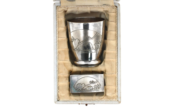 Timbale et anneau de serviette en métal 