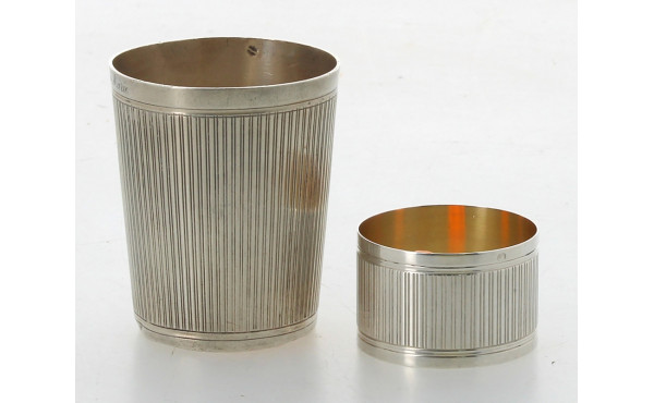 Timbale et anneau de serviette en argent