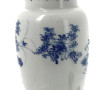 Vase en porcelaine blanche à décor d'ois
