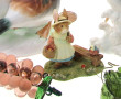 Lot de bibelots comprenant une figurine 