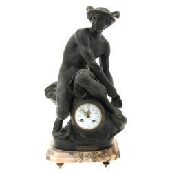 Pendule en régule et base marbre représe