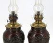 Paire de lampes à pétrole corps en métal