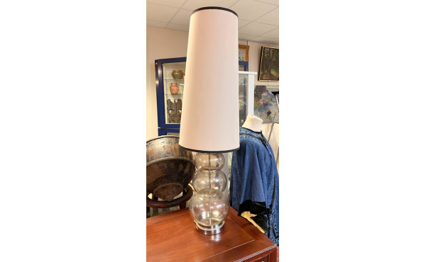 Grande lampe à poser des années 70. Mont