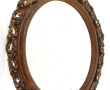 Miroir de forme ovale à décor de feuille