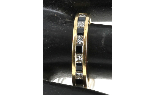 Demi alliance en or jaune, poinçon tête 