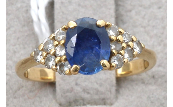 Bague en or jaune 18 carats, poinçon têt