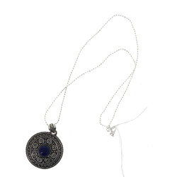 Pendentif en argent et lapis lazuli, sur
