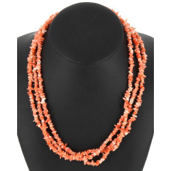 Collier 3 rangs en brins de corail, ferm