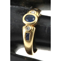 Bague en or jaune 18 cts sertie d'un sap