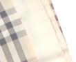 BURBERRY London - Carré en soie, 67 x 67