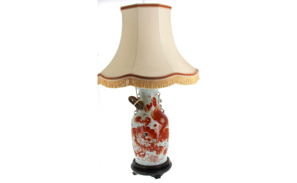 CHINE - Vase en porcelaine blanche et co