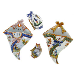 HR et HB Quimper - Deux petits vases d'a